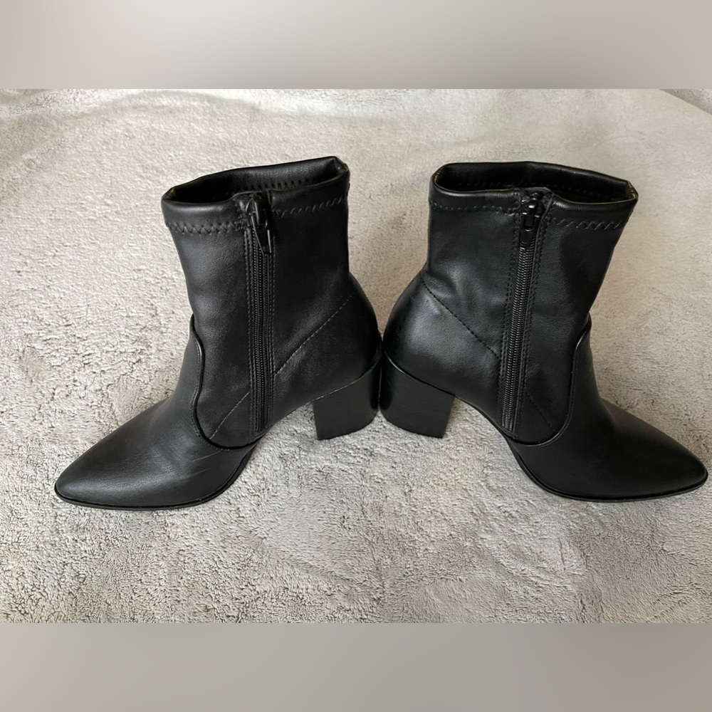 Steve Madden Booties - Picture 3 of 5